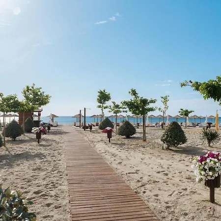 Giannoulis 3* Paralía