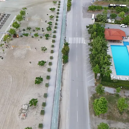 Giannoulis 3* Paralía